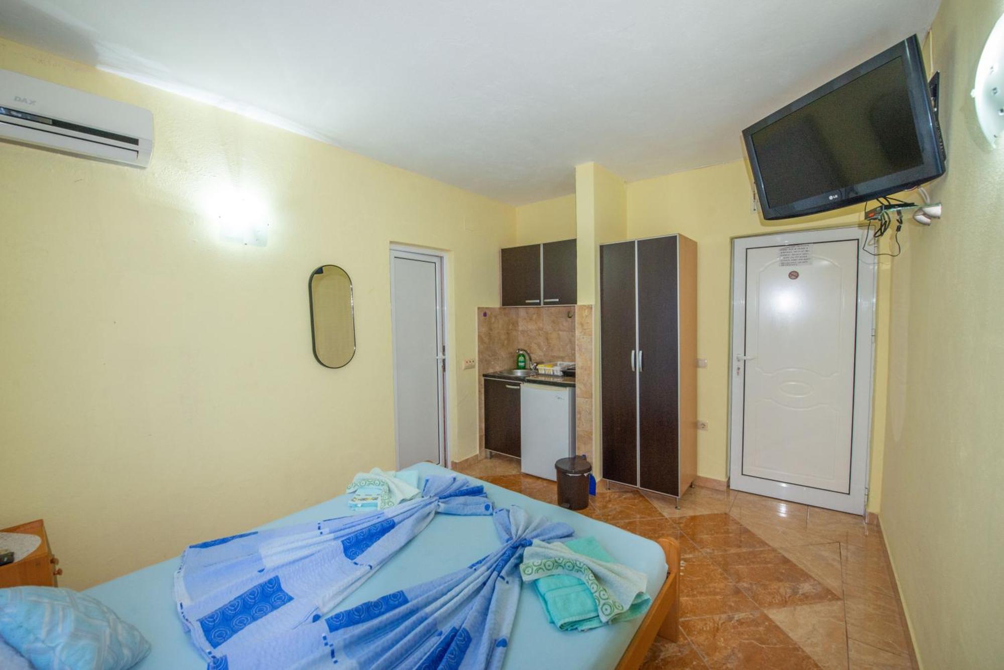 Apartments And Bungalow Casa Palma Ulcinj Esterno foto
