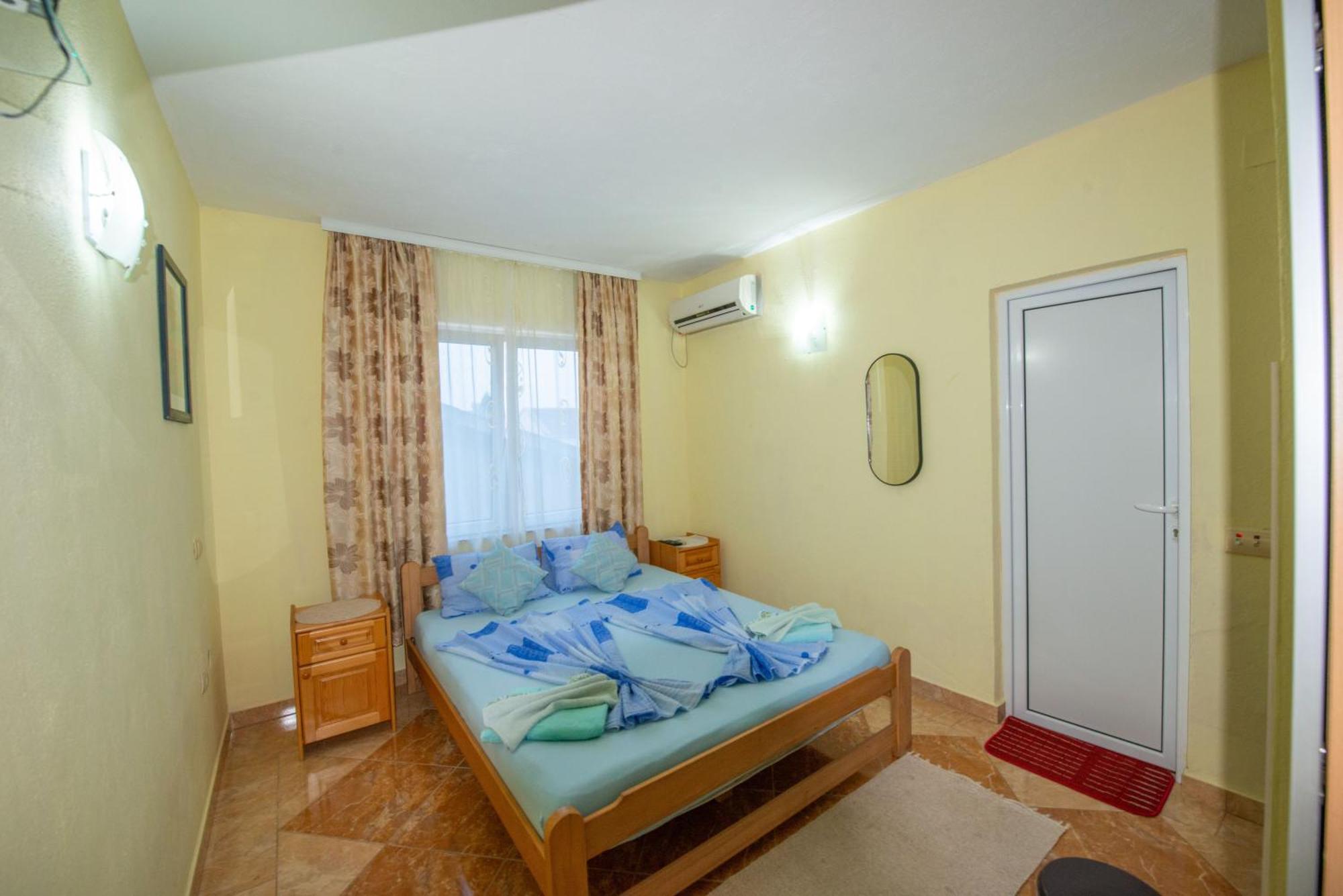 Apartments And Bungalow Casa Palma Ulcinj Esterno foto