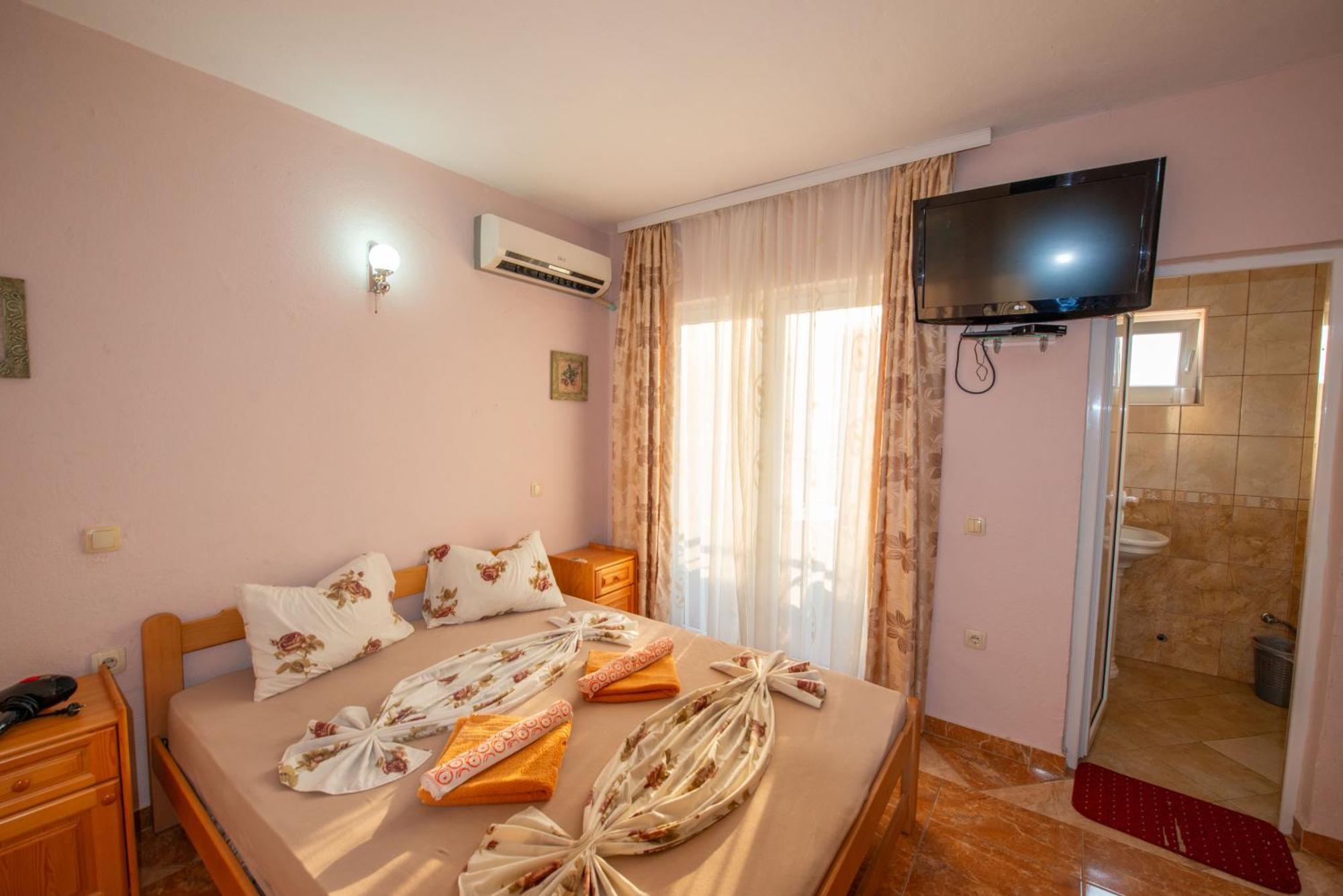 Apartments And Bungalow Casa Palma Ulcinj Camera foto